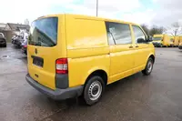 Volkswagen T5 Transporter 2.0 TDI PARKTRONIK EURO5 - Thumbnail 4