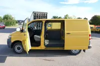 Volkswagen T5 Transporter 2.0 TDI PARKTRONIK EURO-5 - Thumbnail 10