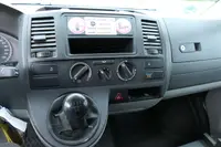 Volkswagen T5 Transporter 2.0 TDI Lang - Thumbnail 10