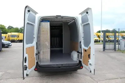 Renault Master 130 dCi L3H2 Euro6 KLIMA COC Regal Master 130 dCi L3H2 Euro6 KLIMA COC Regal