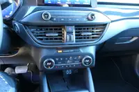 Ford Focus Turnier ST-Line X KLIMA NAVI - Thumbnail 13
