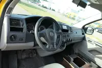 Volkswagen T5 Transporter 2.0 TDI PARKTRONIK - Thumbnail 12
