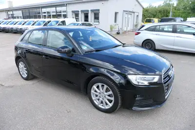 Audi A3 Sportback 30 TDI KLIMA NAVI A3 Sportback 30 TDI KLIMA NAVI