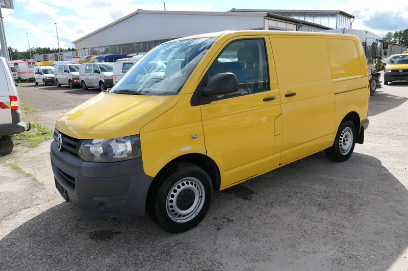Volkswagen T5 Transporter 2.0 TDI PARKTRONIK EURO-5 - Image 1