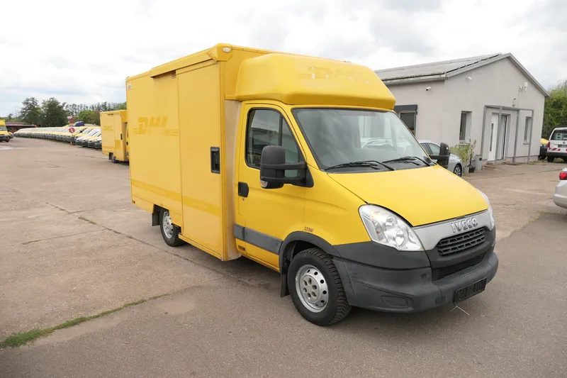 Iveco Daily 35 S11 C30C KURZ AUTOMATIK KAMERA - Image 1