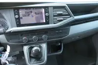 Volkswagen T6.1 Transporter 2.0 TDI 4Motion Hochdach Lang - Thumbnail 11