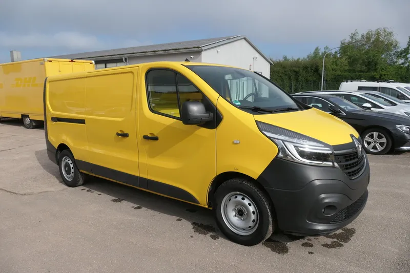 Renault Trafic dCi 120 L2H1 - Image 1