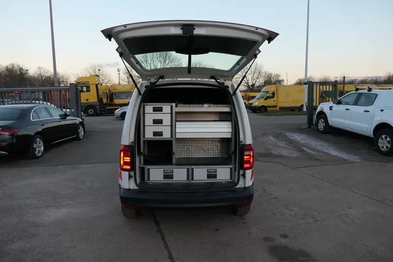 Volkswagen Caddy 2.0 TDI 4Motion 2-Sitzer  Klima Tempomat - Image 1