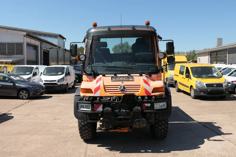 Unimog U 500 Variopilot - Image 1