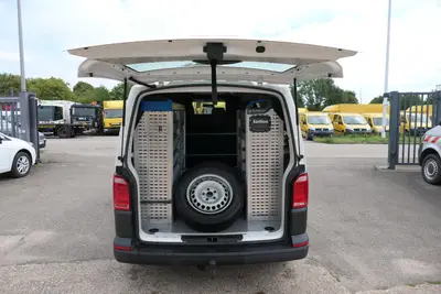Volkswagen T6 Transporter 2.0 TDI lang 4Motion KLIMA T6 Transporter 2.0 TDI lang 4Motion KLIMA