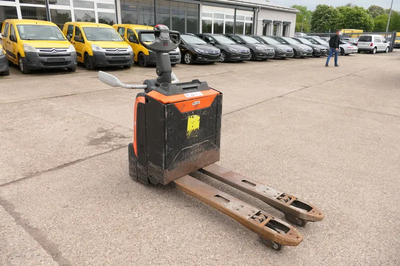 BT LPE 200 Batterie 49/2019 LPE 200 Batterie 49/2019