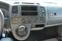 Volkswagen T5 Transporter 2.0 TDI PARKTRONIK EURO-5 - Thumbnail 12