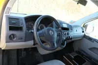 Volkswagen T5 Transporter 2.0 TDI EURO-5 - Thumbnail 12
