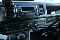 Volkswagen T6 Transporter 2.0 TDI 4Motion 3Sitzer KLIMA AHK - Thumbnail 11