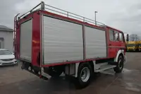 Mercedes-Benz 1017 AF Feuerwehrwagen AHK Einzelbereifung - Thumbnail 4