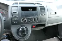 Volkswagen T5 Transporter 1.9 TDI PARKTRONIK - Thumbnail 10