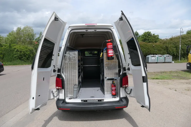 Volkswagen T6.1 Transporter 2.0 TDI 4Motion Hochdach Lang - Image 1