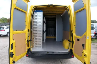 Renault Master 130 dCi L3H2 Euro6 KLIMA COC Regal Master 130 dCi L3H2 Euro6 KLIMA COC Regal