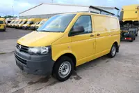 Volkswagen T5 Transporter 2.0 TDI PARKTRONIK - Thumbnail 2