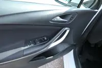 Opel Astra Sports Tourer 1.5 CDTI KLIMA - Thumbnail 8