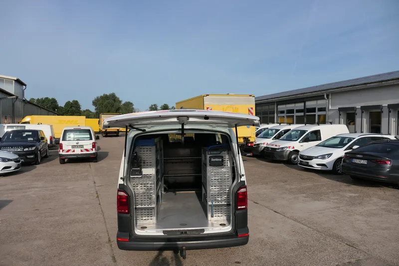Volkswagen T6 Transporter 2.0 TDI 4Motion 3Sitzer KLIMA AHK - Image 1