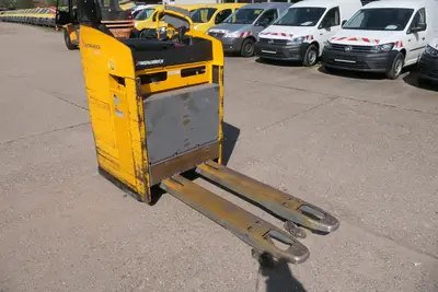 Jungheinrich ESE 220 ESE 220