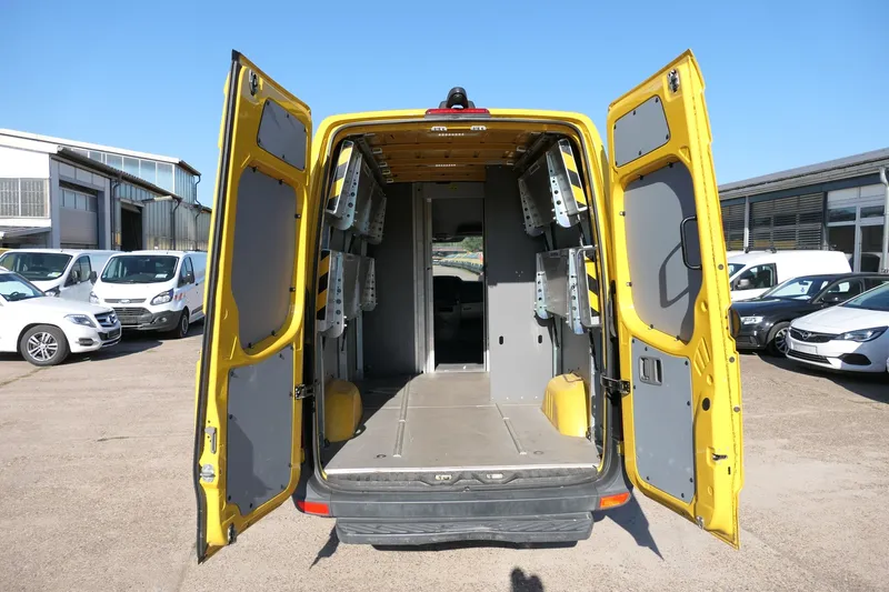 Mercedes-Benz Sprinter 314 CDI L2H3 Regale - Image 1