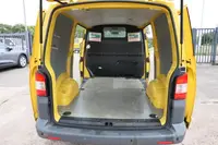 Volkswagen T5 Transporter 2.0 TDI PARKTRONIK - Thumbnail 6