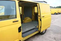 Volkswagen T5 Transporter 2.0 TDI EURO-5 - Thumbnail 7