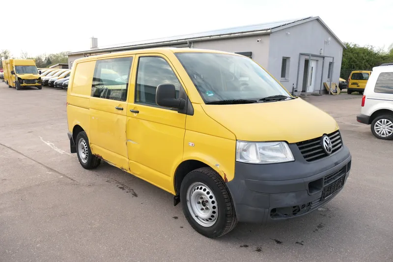 Volkswagen T5 Transporter 1.9 TDI PARKTRONIK - Image 1
