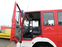 Iveco FF 95 E 18W LF 8/6 DoKa 4X4 SFZ FEUERWEHR - Thumbnail 18