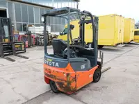 Toyota 7FBEST 15 3-Rad DUPLEX HUBHÖHE 3m - Thumbnail 2