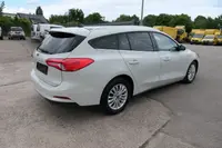 Ford Focus Turnier Titanium X KLIMA NAVI - Thumbnail 4