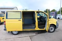 Volkswagen T5 Transporter 2.0 TDI PARKTRONIK EURO-5 - Thumbnail 8