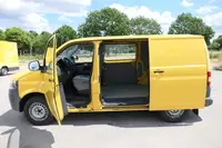 Volkswagen T5 Transporter 2.0 TDI PARKTRONIK - Thumbnail 7
