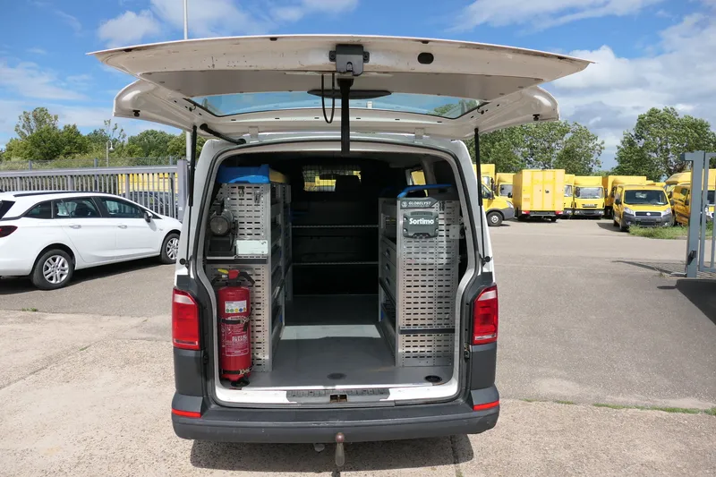 Volkswagen T6 Transporter 2.0 TDI 4Motion 3Sitzer KLIMA AHK - Image 1