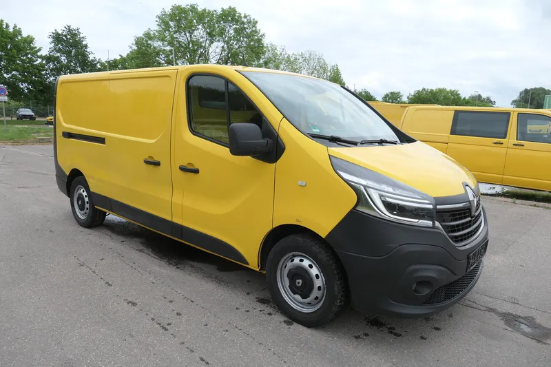 Renault Trafic dCi 120 L2H1 - Image 1