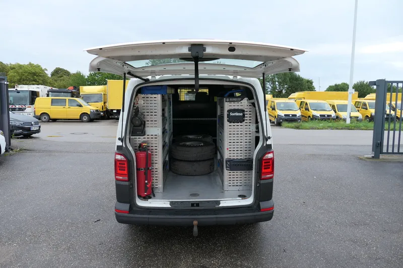 Volkswagen T6 Transporter 2.0 TDI 4Motion 3Sitzer KLIMA AHK - Image 1