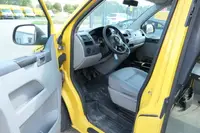 Volkswagen T5 Transporter 2.0 TDI MOTORSCHADEN - Thumbnail 9