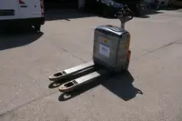 Still EXU 16 - Thumbnail 4