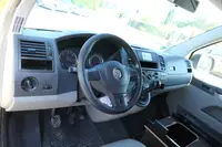 Volkswagen T5 Transporter 2.0 TDI PARKTRONIK EURO-5 - Thumbnail 12