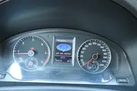 Volkswagen T5 Multivan Highline 2.0 TDI Klima AHK Tempomat - Thumbnail 27