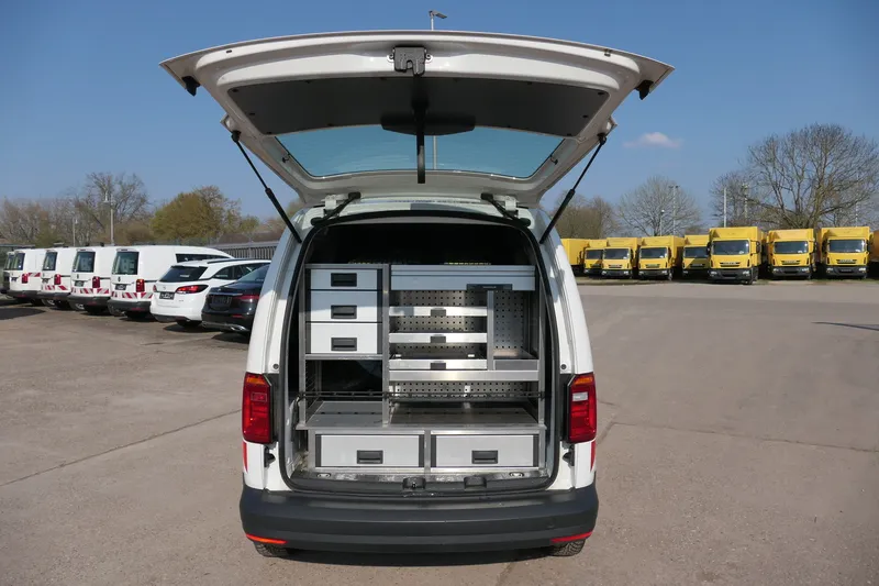 Volkswagen Caddy 2.0 TDI 4Motion Klima Werkstatteinbauten - Image 1
