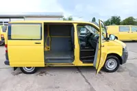 Volkswagen T5 Transporter 2.0 TDI PARKTRONIK - Thumbnail 8