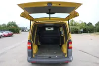 Volkswagen T5 Transporter 1.9 TDI PARKTRONIK - Thumbnail 10