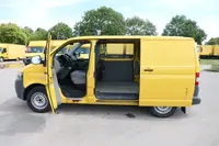 Volkswagen T5 Transporter 2.0 TDI PARKTRONIK - Thumbnail 9