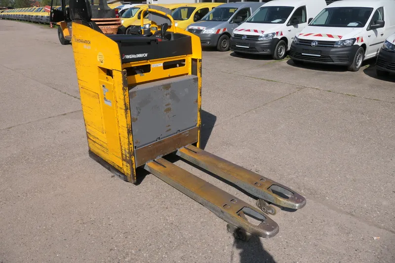 Jungheinrich ESE 220 - Image 1