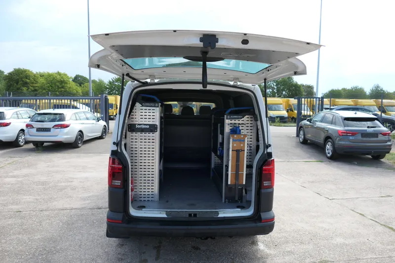 Volkswagen T6.1 Transporter 2.0 TDI 4Motion lang DOKA - Image 1