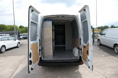 Renault Master 130 dCi L3H2 Euro6 KLIMA COC Regal Master 130 dCi L3H2 Euro6 KLIMA COC Regal