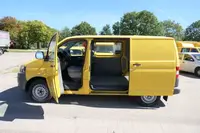 Volkswagen T5 Transporter 2.0 TDI EURO-5 - Thumbnail 6
